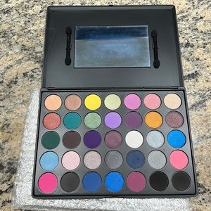 Morphe Brushes eye shadow palette 35S